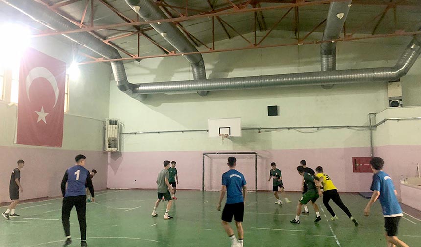 Futsal (3)-3