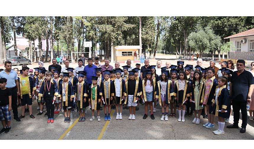 50 Yıl Önceki Ilk Mezunlara Diploma (6)