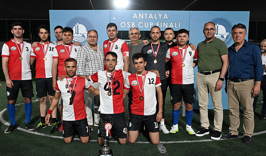 Antalya Osb'nin Şampiyonu Yörükoğlu (4)