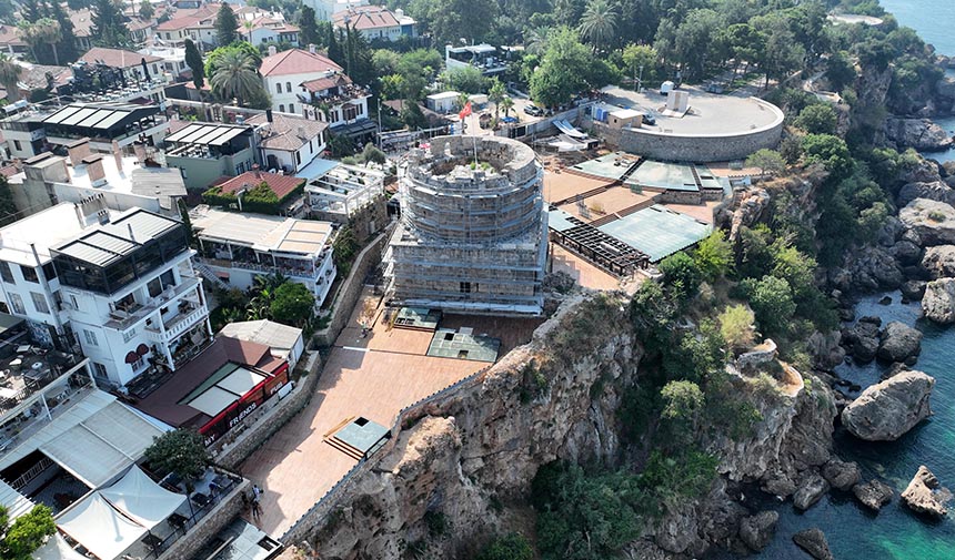 Hıdırlık Kulesi'nde Tarih Yeniden Canlanacak (4)