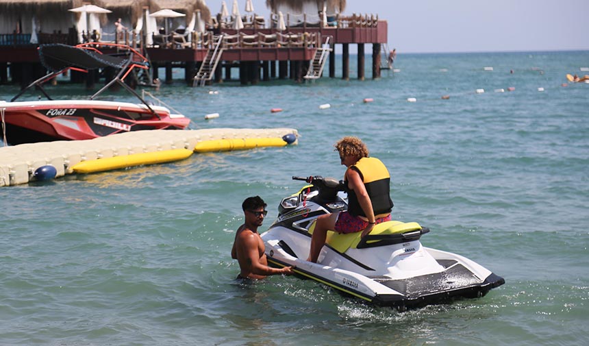 Jet Ski'de Ehliyet Aranmıyor, Can Yeleksiz Ve Yüzme Bilmeyenlere Yasak (2)