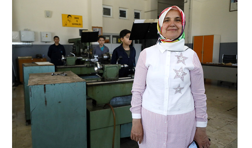 'Tercih Edilmeyen’ Okulun Öğrencileri, Sanayi Esnafının İlk Tercihi (15)Ayşe Ünal