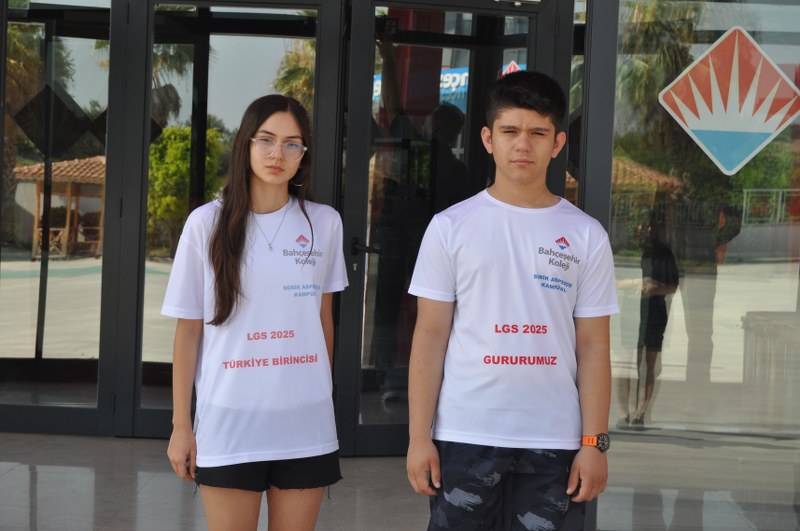 D S C 0010 800X531-4