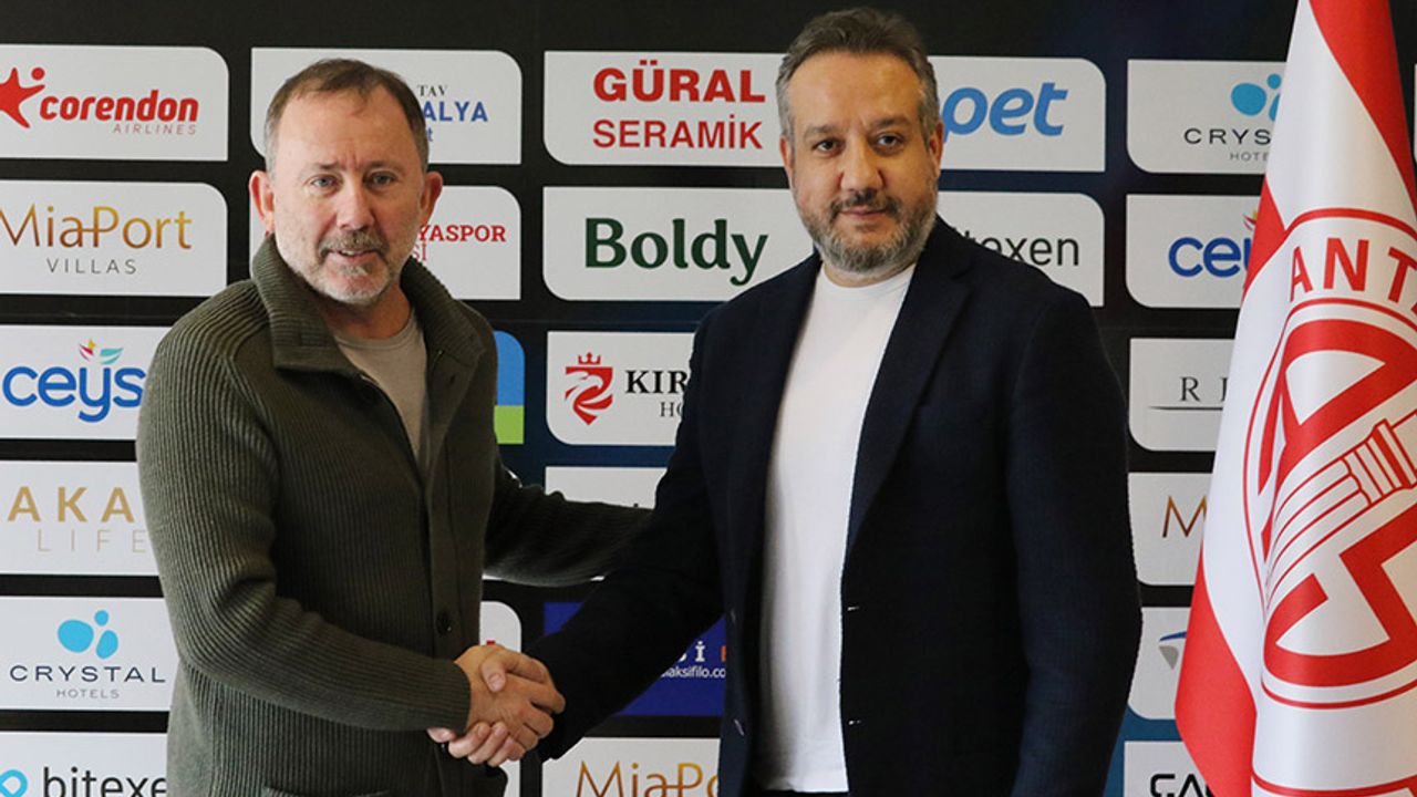 Sergen Yalçın, Antalyaspor'a İmzayı Attı