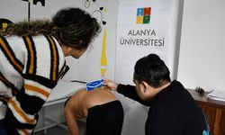 Alanya'da Öğrencilere Skolyoz Taraması