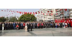 Antalya'da 23 Nisan Heyecanı Çelenk Sunumuyla Başladı
