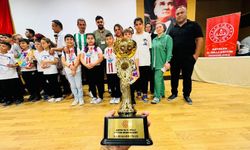Akıl ve Zekanın Şampiyonu Serik