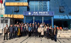 Ünal Ak Parti Antalya Teşkilatıyla Buluştu