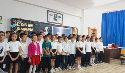 Miniklerden Anneler Günü Sürprizi