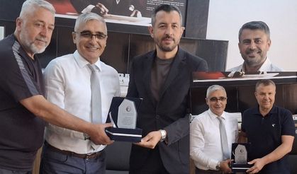 Eğitime Katkı Verenlere Teşekkür