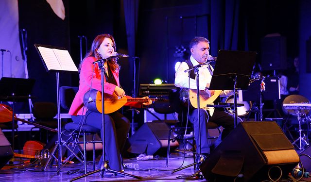 Erdal Ve Mercan Erzincan Konseri