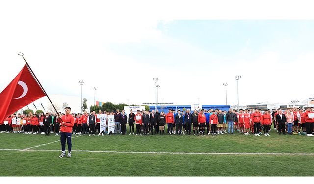 Okul Sporları Gençler Futbol Türkiye Birinciliği Antalya'da Başladı