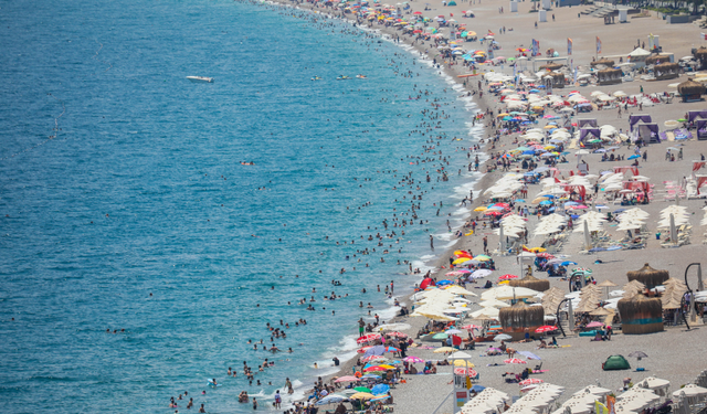 Antalya'ya Gelen Her 4 Turistten 2'si, Rus Ve Alman