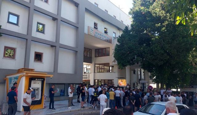 Manavgat Belediyesi'ne Operasyon