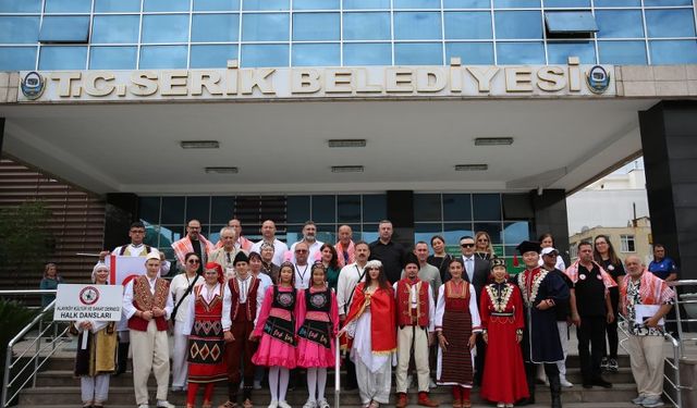 SERİK’TE KÜLTÜRLER BULUŞTU