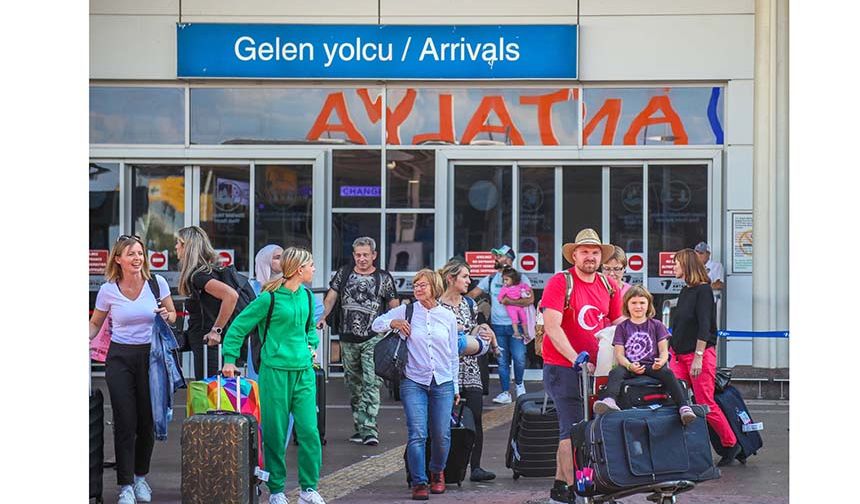 Antalya, Turizmde 2024'e Rekorla Başladı