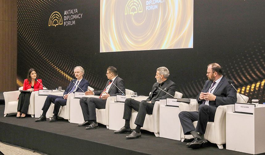 Antalya Diplomasi Forumu Başladı