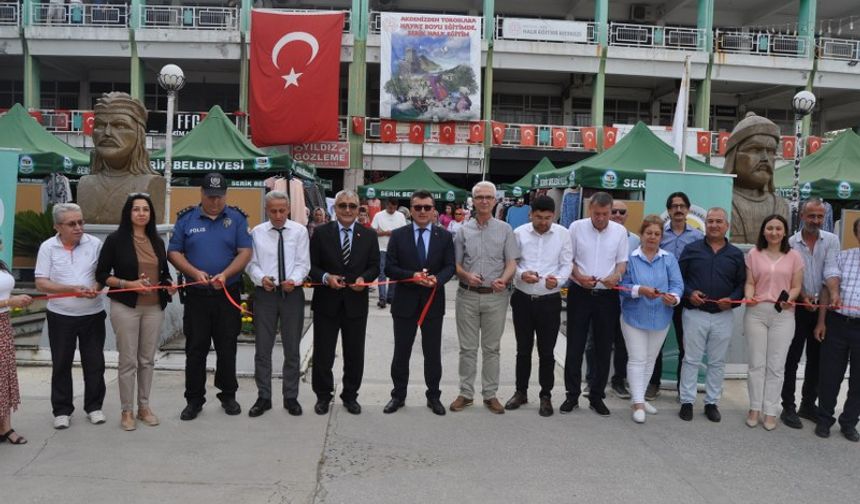 Halk Eğitim Sergisi Yapıldı