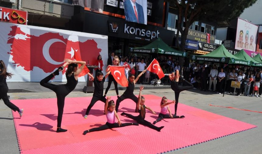 19 Mayıs Coşkuyla Kutlandı