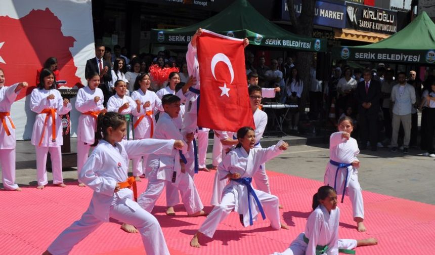 19 Mayıs Coşkuyla Kutlandı