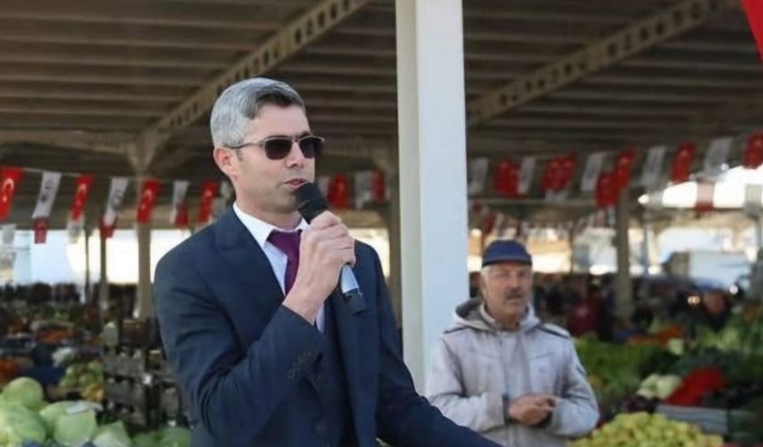 Başkan Akıllı: “Sayın Başkan Serik’te 3. Bir Odanın Olduğunu Unutmuş Mu”