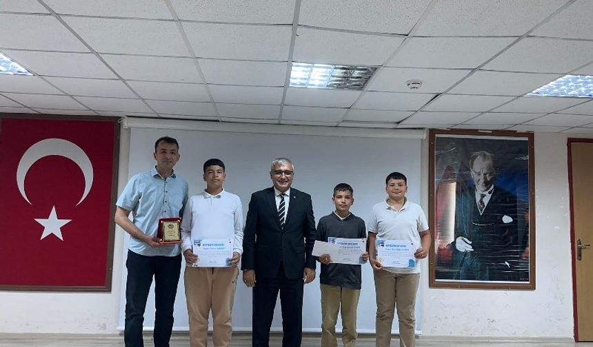 Fen Lisesi Bilgiler Yarıştı
