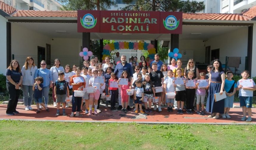 ‘Akıl ve Zekâ’da Mezuniyet Sevinci