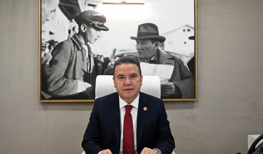 Böcek, 'Bir Ev İçin Minnet Edecek Durumda Değilim'