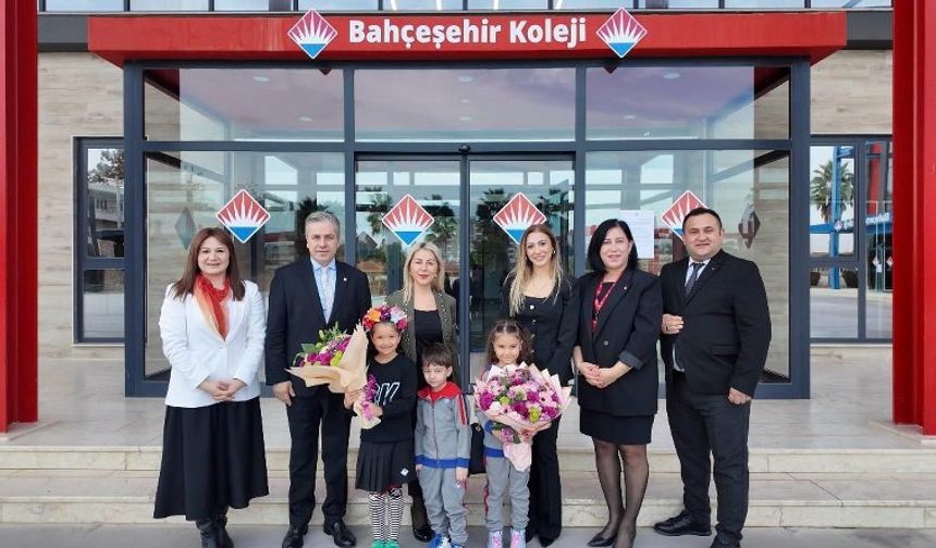 Genel Müdür Koç, Bahçeşehir Koleji’ni Ziyaret Etti